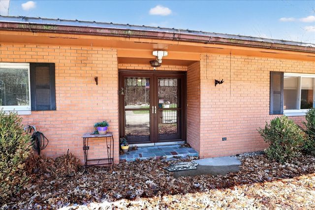 70506 Sunrise Drive, Edwardsburg, MI 49112