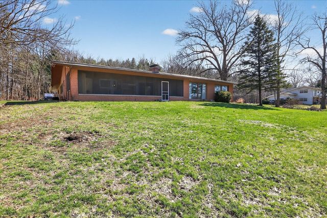 70506 Sunrise Drive, Edwardsburg, MI 49112