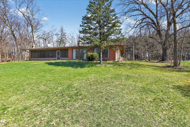 70506 Sunrise Drive, Edwardsburg, MI 49112