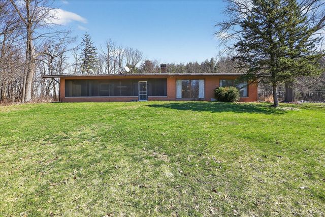 70506 Sunrise Drive, Edwardsburg, MI 49112