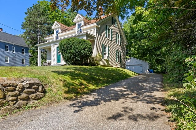 291 N Main St, North Brookfield, MA 01535