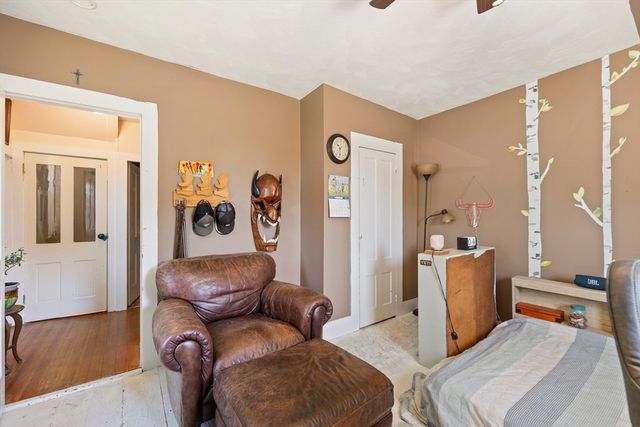 291 N Main St, North Brookfield, MA 01535