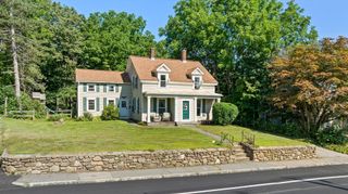 291 N Main St, North Brookfield, MA 01535