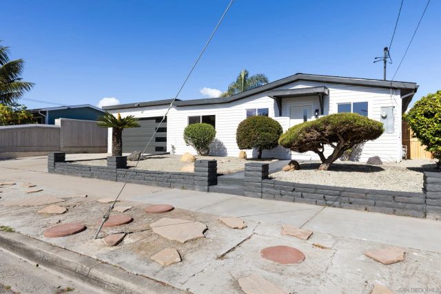 2846 Cedar Rd, Oceanside, CA 92056