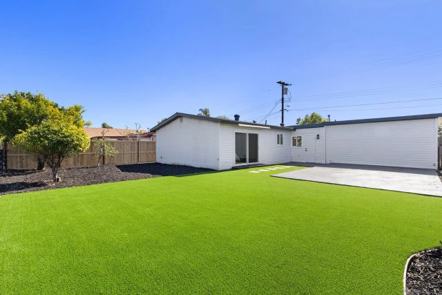 2846 Cedar Rd, Oceanside, CA 92056
