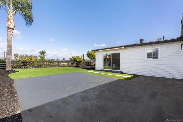 2846 Cedar Rd, Oceanside, CA 92056