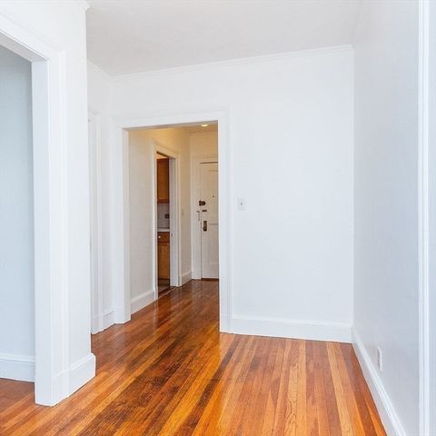 32 Shepard Street 33, Cambridge, MA 02138