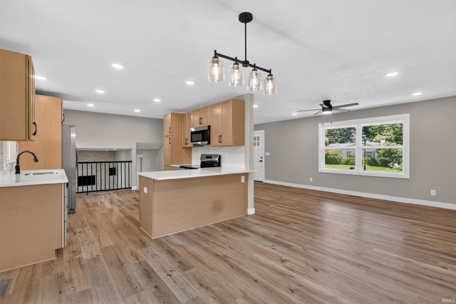 1941 Indian Trail Drive, West Lafayette, IN 47906