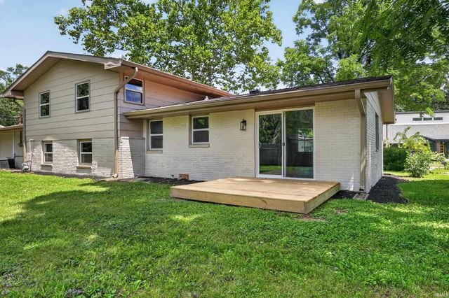 1941 Indian Trail Drive, West Lafayette, IN 47906