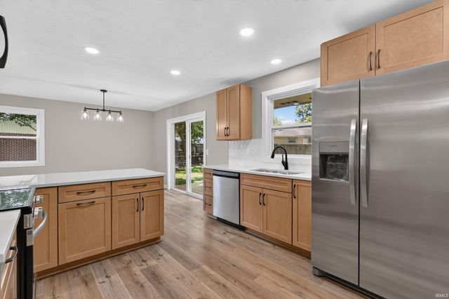 1941 Indian Trail Drive, West Lafayette, IN 47906