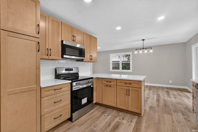 1941 Indian Trail Drive, West Lafayette, IN 47906