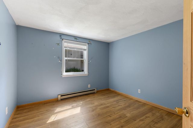 70 Cape Drive APT 8B, Mashpee, MA 02649
