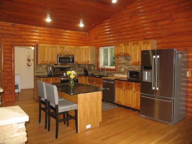 85 Thayer, Millville, MA 01529