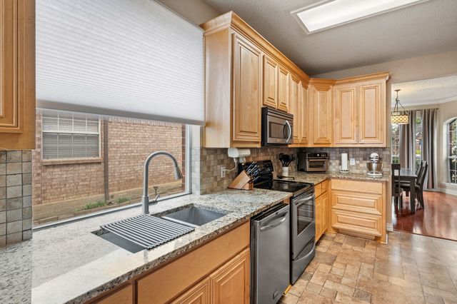 308 Foreman Drive, Euless, TX 76039