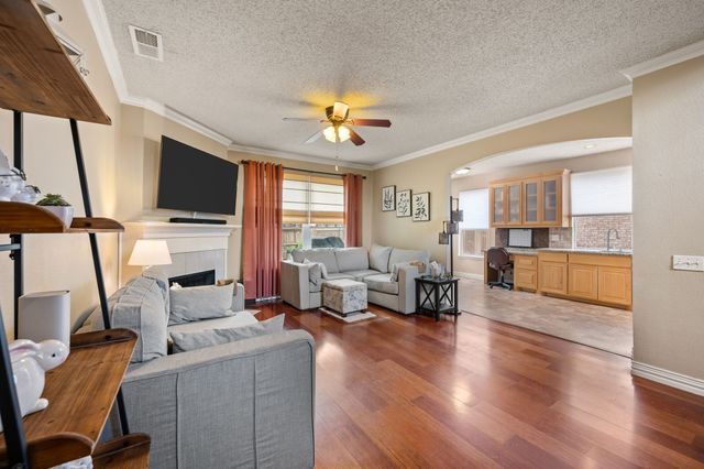 308 Foreman Drive, Euless, TX 76039