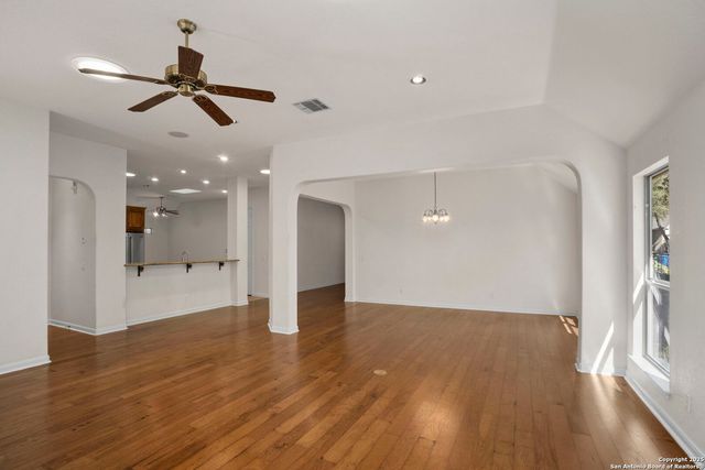 130 Grassmarket, San Antonio, TX 78259
