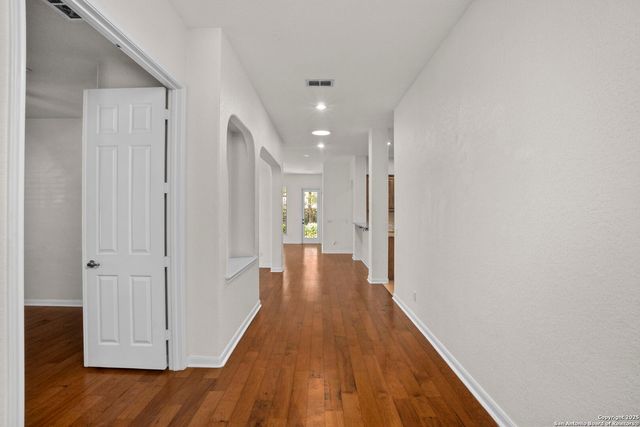 130 Grassmarket, San Antonio, TX 78259