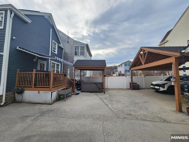 53 Barbour Street, Haledon, NJ 07508