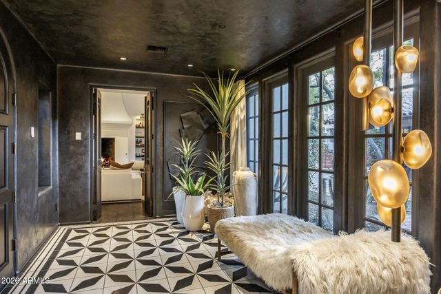 19890 N 101ST Way, Scottsdale, AZ 85255