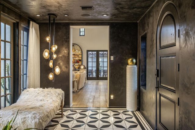 19890 N 101ST Way, Scottsdale, AZ 85255