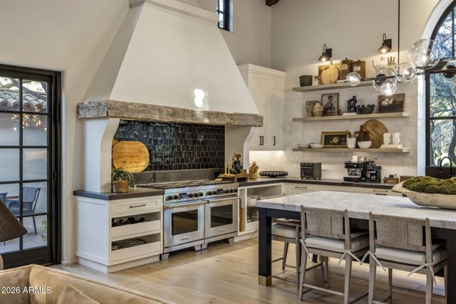 19890 N 101ST Way, Scottsdale, AZ 85255