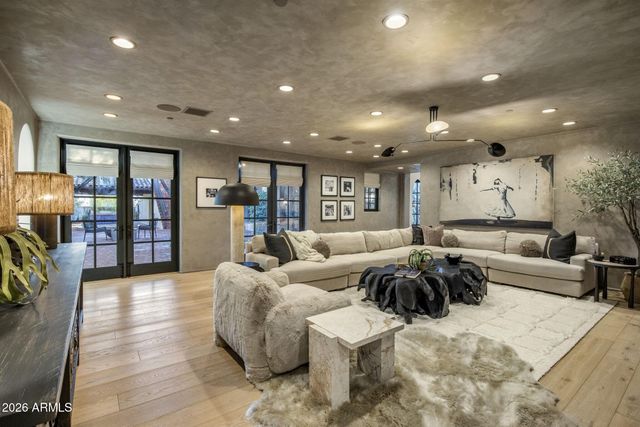 19890 N 101ST Way, Scottsdale, AZ 85255