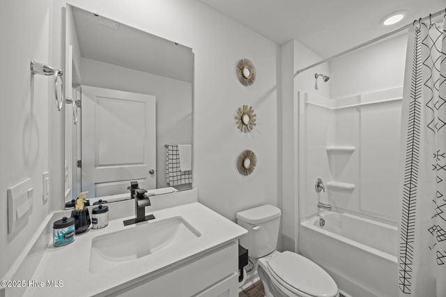 1164 Fowler Drive, Greenville, NC 27834