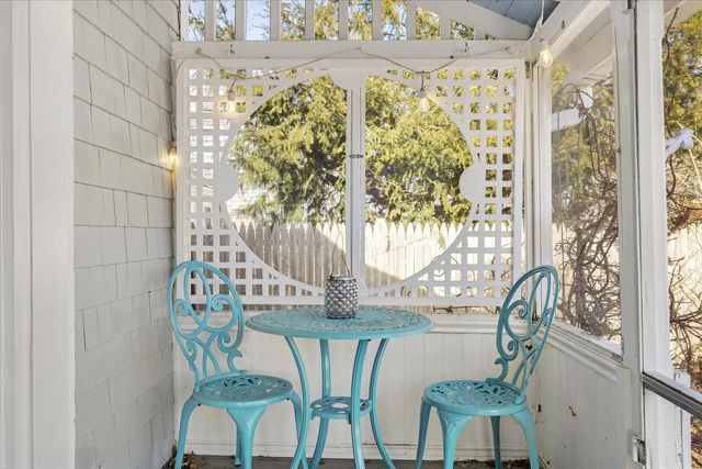 125 Sea Street, Hyannis, MA 02601