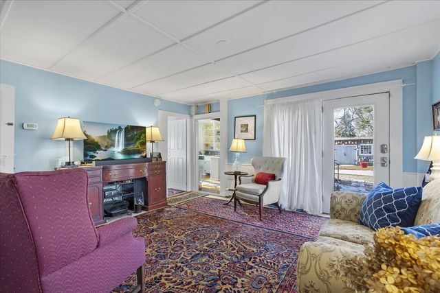 125 Sea Street, Hyannis, MA 02601