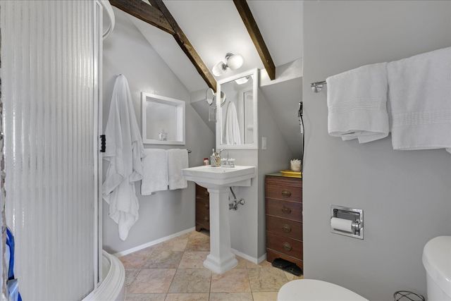 125 Sea Street, Hyannis, MA 02601