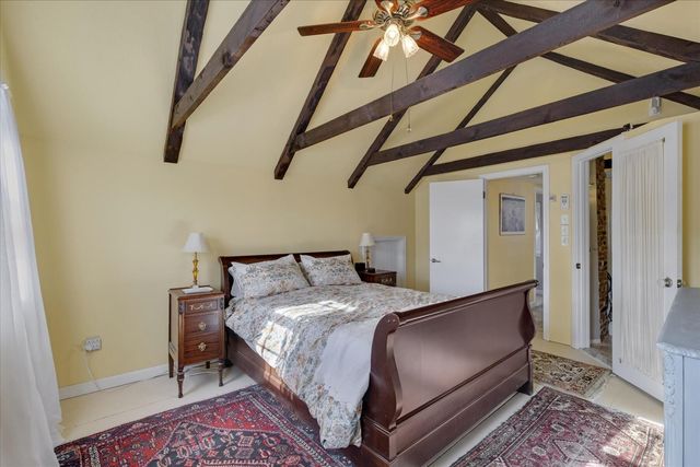 125 Sea Street, Hyannis, MA 02601