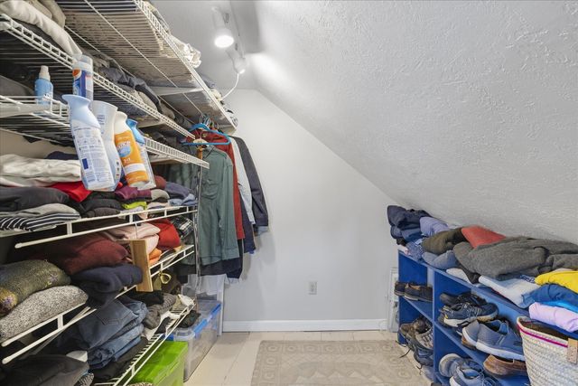 125 Sea Street, Hyannis, MA 02601