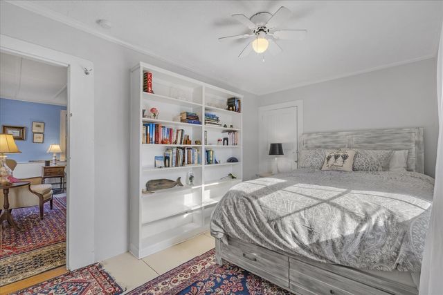 125 Sea Street, Hyannis, MA 02601