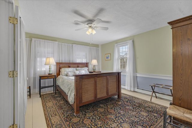 125 Sea Street, Hyannis, MA 02601