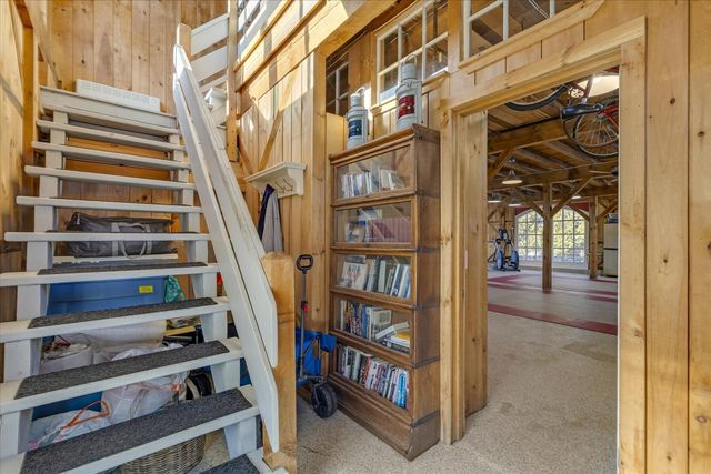 125 Sea Street, Hyannis, MA 02601