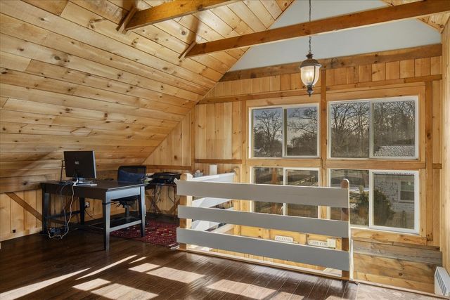 125 Sea Street, Hyannis, MA 02601