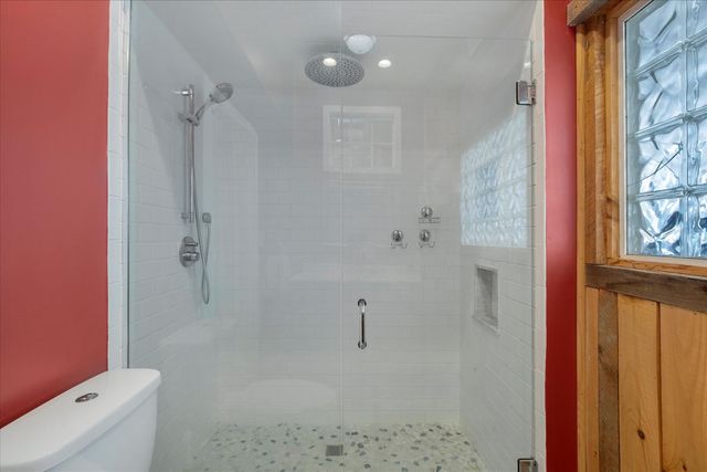 125 Sea Street, Hyannis, MA 02601