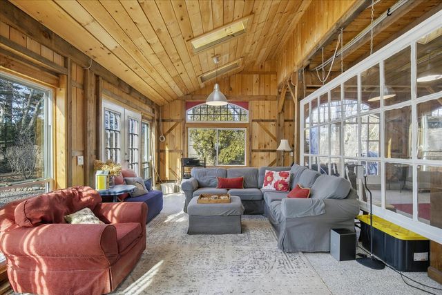 125 Sea Street, Hyannis, MA 02601