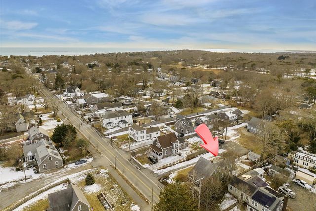 125 Sea Street, Hyannis, MA 02601