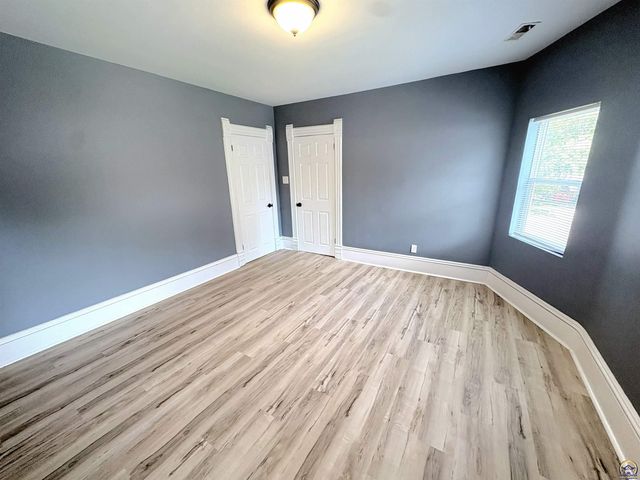 619 SW Buchanan ST, Topeka, KS 66606