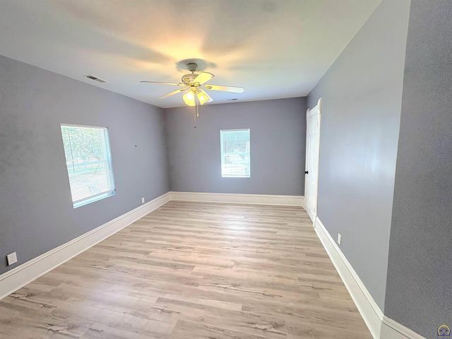 619 SW Buchanan ST, Topeka, KS 66606