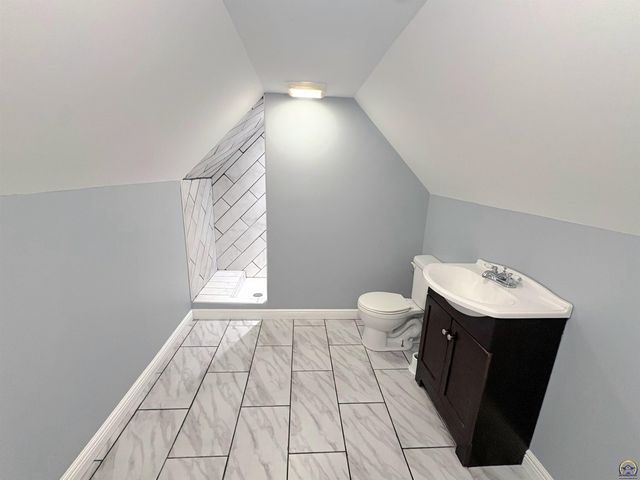 619 SW Buchanan ST, Topeka, KS 66606