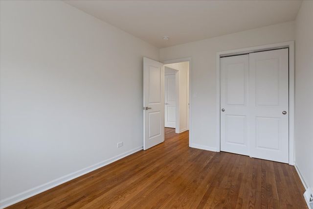 6745 N Saint Louis Avenue, Lincolnwood, IL 60712