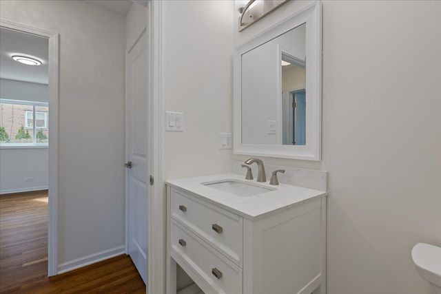 6745 N Saint Louis Avenue, Lincolnwood, IL 60712