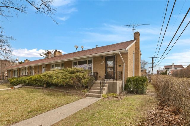 6745 N Saint Louis Avenue, Lincolnwood, IL 60712