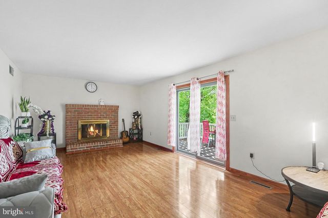 113 KINGS MILL CT, Harrisburg, PA 17110