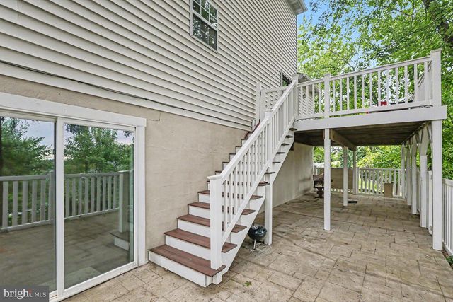 113 KINGS MILL CT, Harrisburg, PA 17110