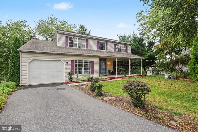113 KINGS MILL CT, Harrisburg, PA 17110