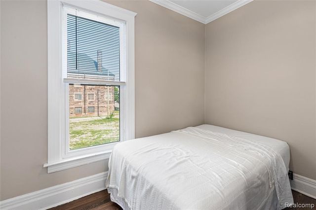 66 W Philadelphia Street, Detroit, MI 48202