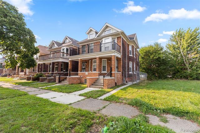 66 W Philadelphia Street, Detroit, MI 48202